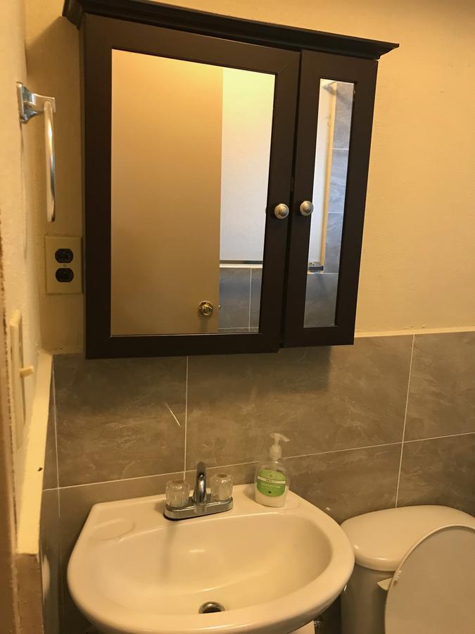 1 Bedroom / 1 Bath . Private Apt. Free Wifi, Interent & Parking Sinajana Extérieur photo